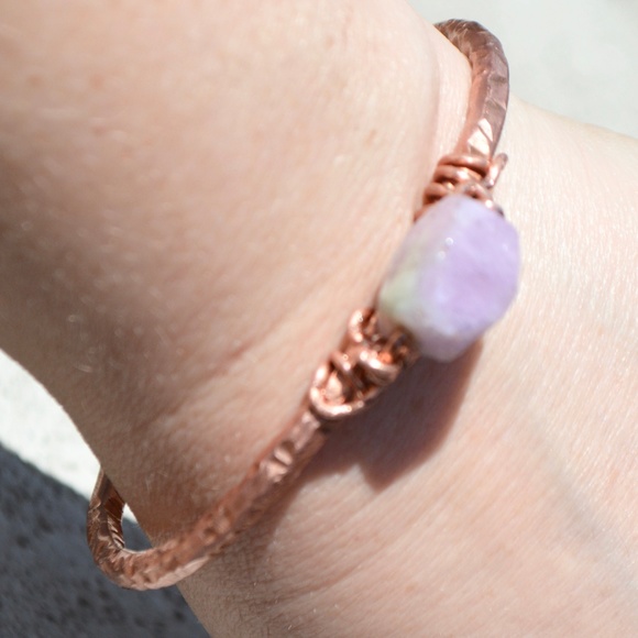 Pink Kunzite Copper Bangle Cuff Bracelet Wire Wrap solid gemstone - Picture 5 of 7